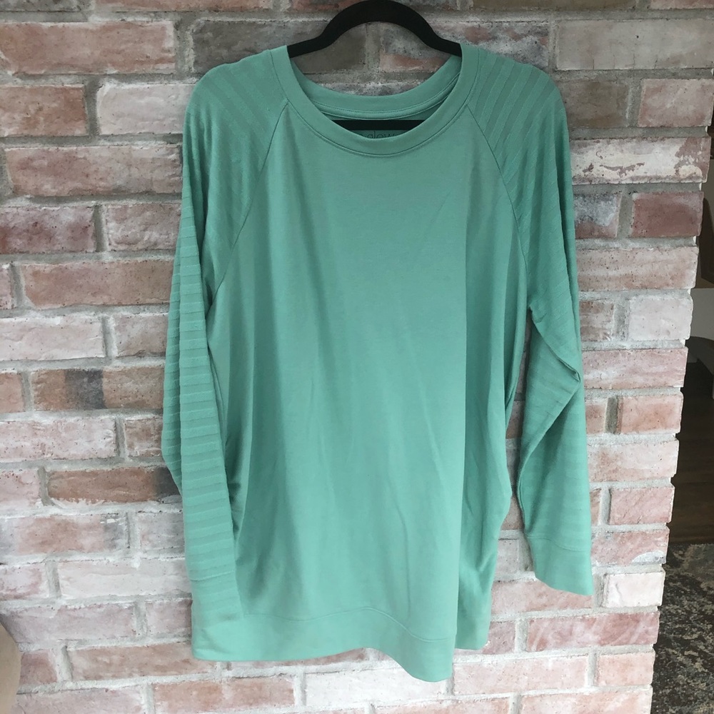 A Glow- Maternity Sweater XL
